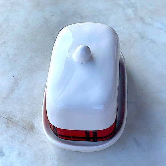 RAE DUNN SPREAD COVERED BUTTER DISH RED BLACK PLAID BAND 1 1/4TH LB 2PC - Picture 5 of 10